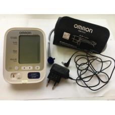 Измерители артериального давления и частоты пульса автоматические OMRON M3 Comfort (HEM-7134-ALRU)